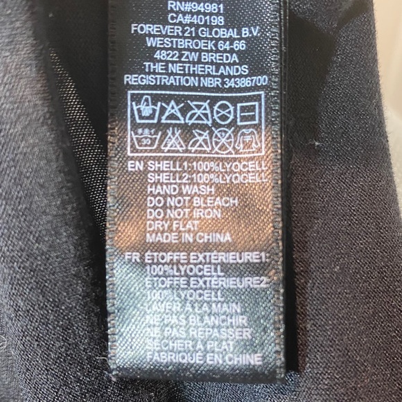 Forever 21 Perfect Fit Leopard Print Top - Picture 15 of 16